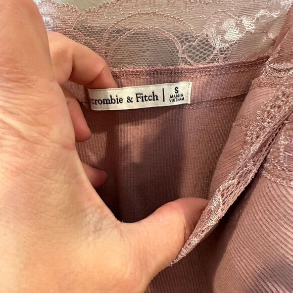 Abercrombie & Fitch Dusty Rose Thong Bodysuit Small - Picture 2 of 9